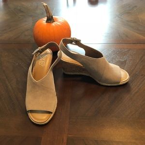 *MAKE an OFFER!* Franco Sarto Peep Toe Wedge Heel